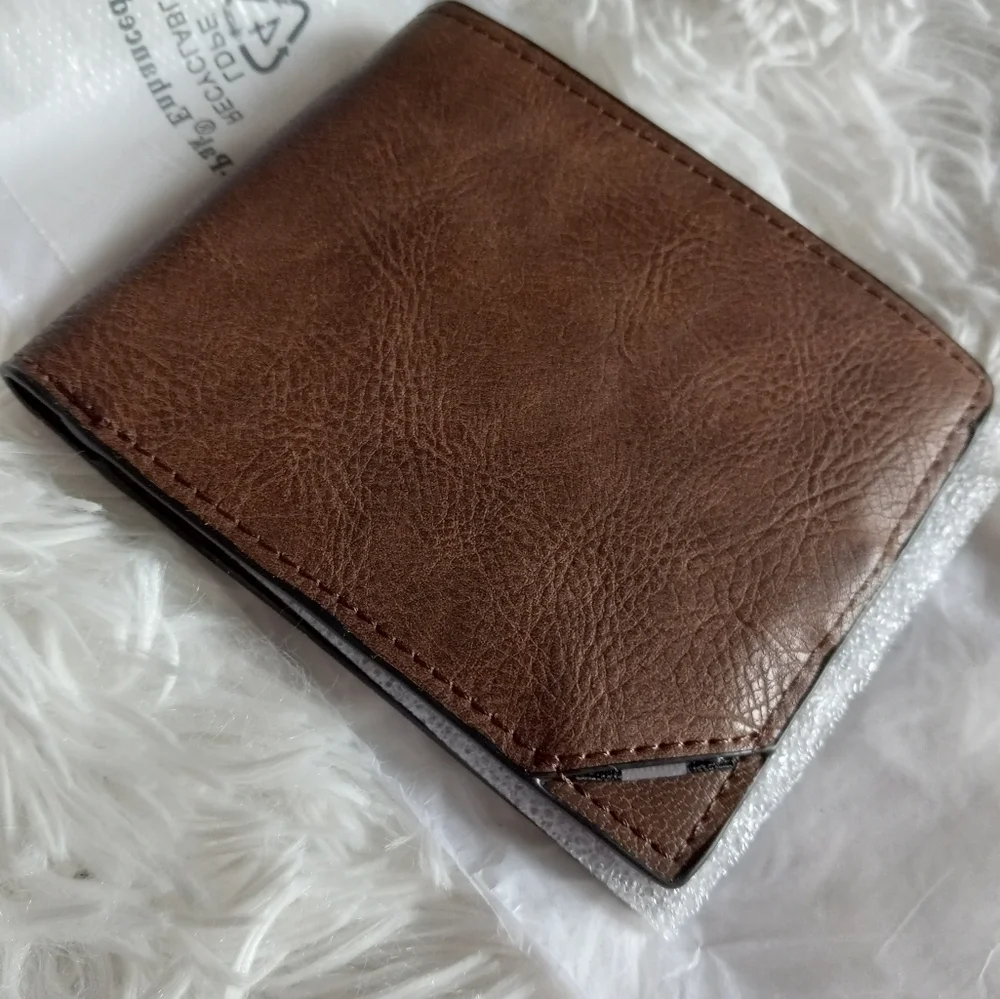 MEN'S ALDO BIFOLD WALLET